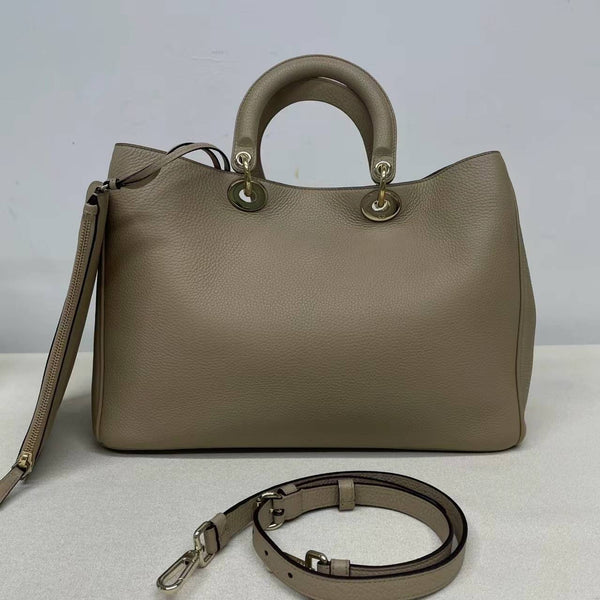 【TikTok Livestream】Dior/CD Diorissimo Large Beige Shoulder Bag