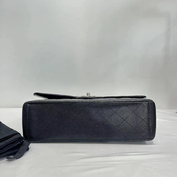 Chanel/CC Classic Double Flap Maxi Caviar Black with Sliver Hardware Shoulder Bag