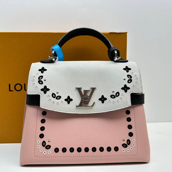 【TikTok Livestream】Louis Vuitton/LV Lockme Ever MM Pink/White Limited Edition Shoulder Bag