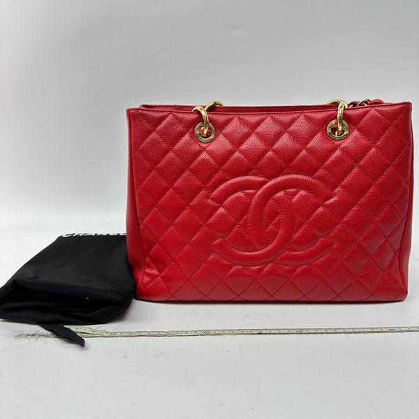 Chanel/CC GST Grand Shopping Tote Red Tote Bag