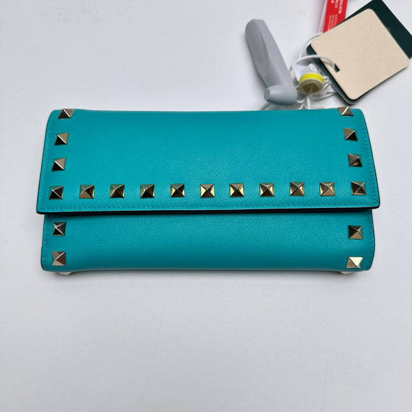 【TikTok Livestream】Valentino Rockstud Turquoise Wallet