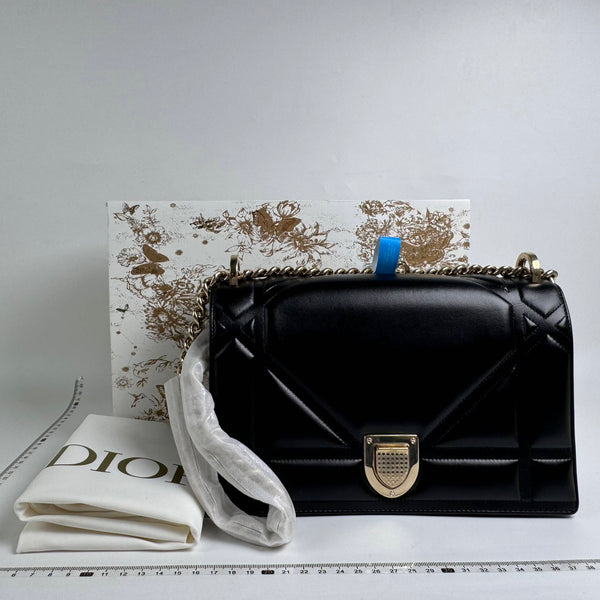 【TikTok Livestream】Dior/CD Diorama Quilted Medium Black Crossbody