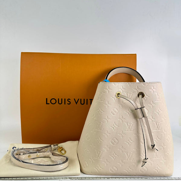 【TikTok Livestream】Louis Vuitton/LV NeoNoe MM  Empreinte Cream Shoulder Bag