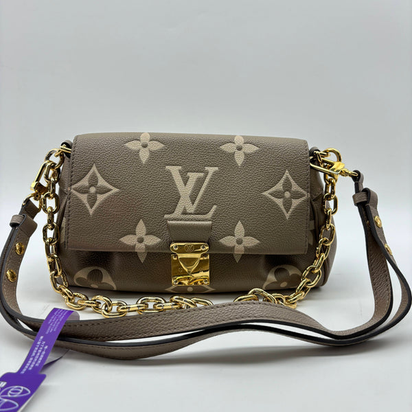 【TikTok Livestream】Louis Vuitton/LV Favorite MM Giant Monogram Tourterelle Shoulder Bag