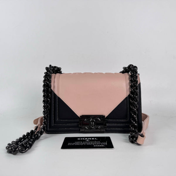 Chanel/CC Le Boy Small Beige/Black Special Edition Crossbody