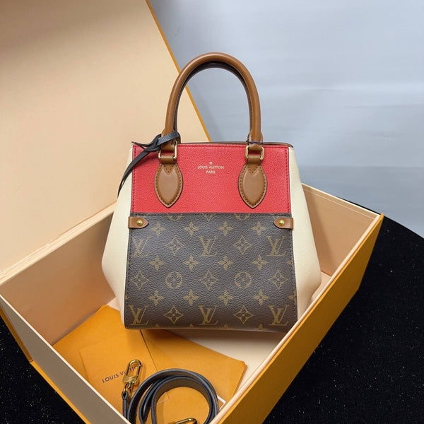 【TikTok Livestream】Louis Vuitton/ LV Fold Tote PM Top Handle Multicolor