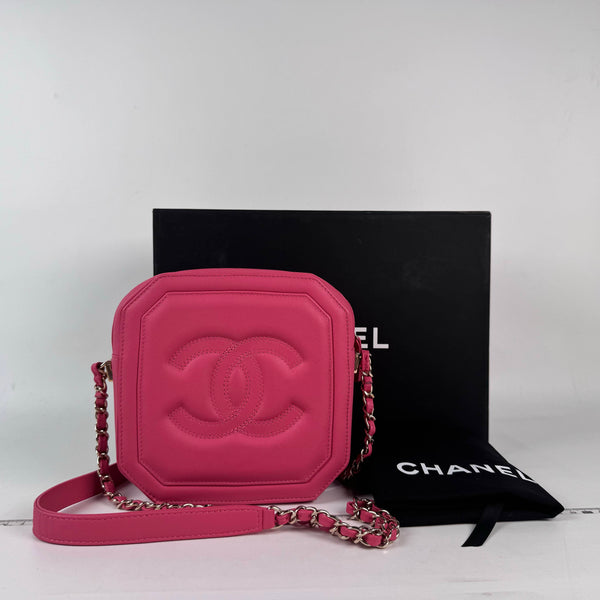 Chanel/CC CC Mania Pink Camera Case Crossbody