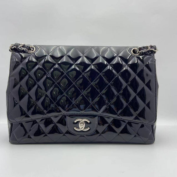 Chanel/CC Classic Flap Maxi Bag Patent Black with Silver Hardware Shoulder Bag