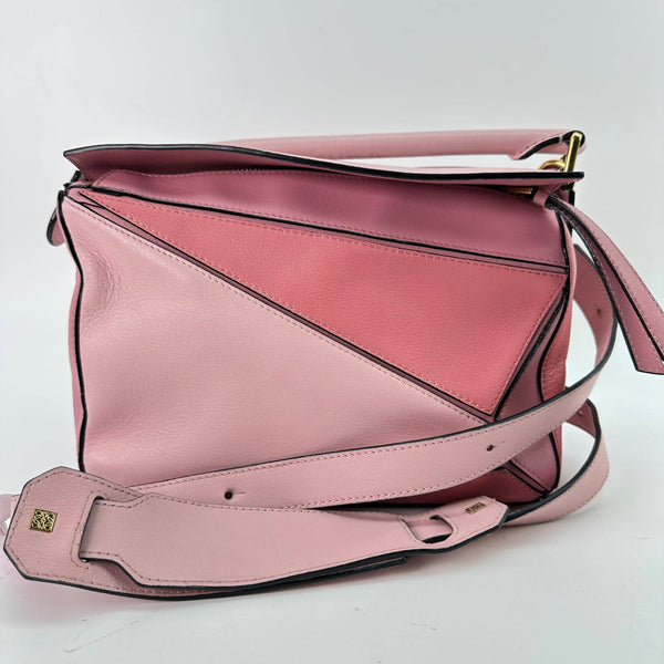 【TikTok Livestream】Loewe Puzzle Small Pink Shoulder Bag