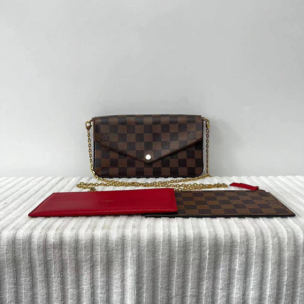 【TikTok Livestream】Louis Vuitton/LV Pochette Felicie Monogram Plum Coated Canvas Red Interior Crossbody