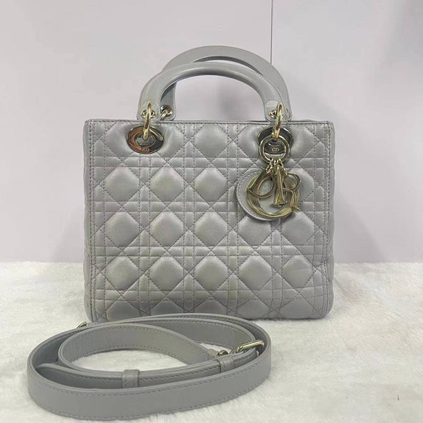 【TikTok Livestream】Dior/CD LadyDior Medium Iridescent Grey Shoulder Bag