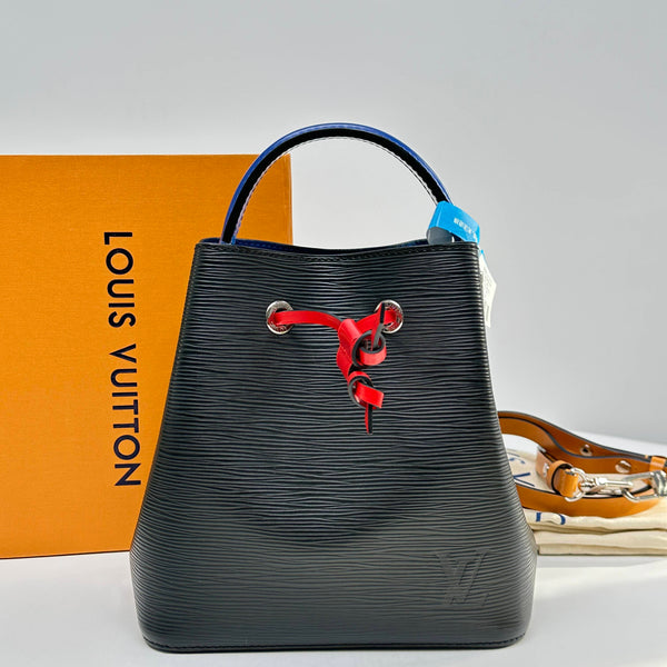 【TikTok Livestream】Louis Vuitton/ LV EPI Neonoe BB Top Handle Black