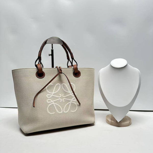 【TikTok Livestream】Loewe Anagram Small Leather Interior Shoulder Tote GIA0220