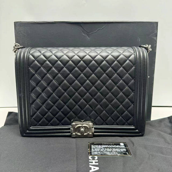 Chanel/CC Le Boy Large Black