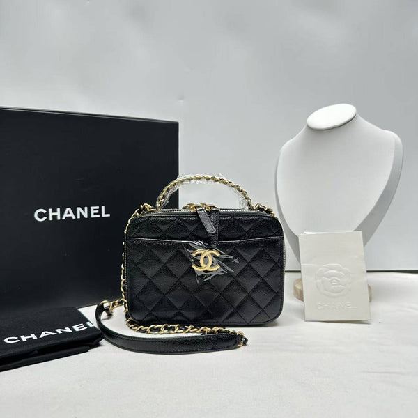 Chanel/CC Pick Me Up Vanity