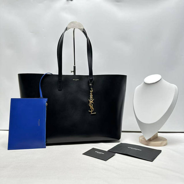 【TikTok Livestream】Saint Laurent/YSL Classic Medium Charm Shopper Black SJP0209