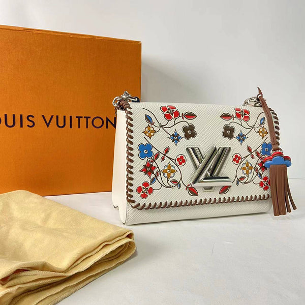 【TikTok Livestream】Louis Vitton/LV Twist MM Flower Embellished Limited Edition