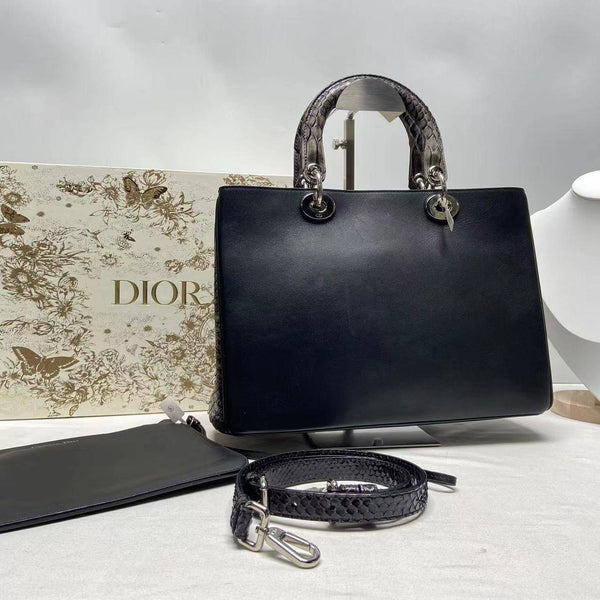 【TikTok Livestream】Dior/CD Diorissimo Medium Black Shoulder Bag