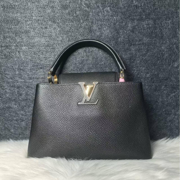 【TikTok Livestream】Louis Vuitton Capucines PM Black