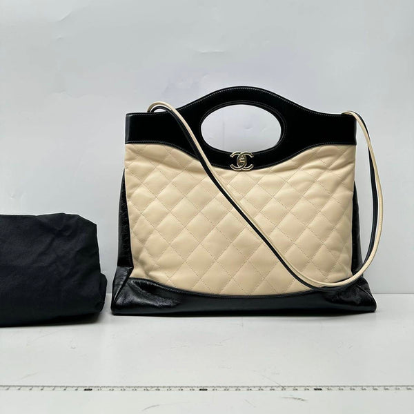 Chanel/CC 31 Shopping Large Quilted Beige/Blacka Tote Bag