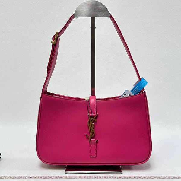 【TikTok Livestream】Saint Laurent/YSL Le 5 A 7 Hobo Bubblegum Fuchsia