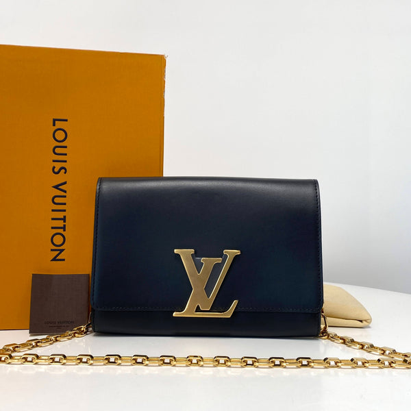 【TikTok Livestream】Louis Vuitton/ LV Calfskin Chain Louise GM Black