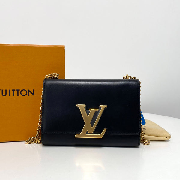 【TikTok Livestream】Louis Vuitton/ LV Chain Louise MM Black CPU0126