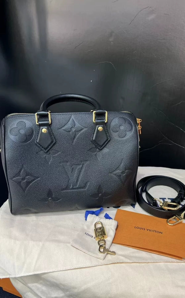 【TikTok Live Stream】Louis Vuitton Speedy 25 Bandouliere Empreinte Black Shoulder Bag