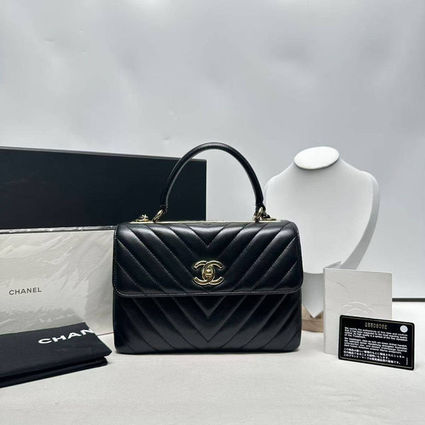 Chanel/CC Trendy CC Small Chevron Quilted Handle Flap Black