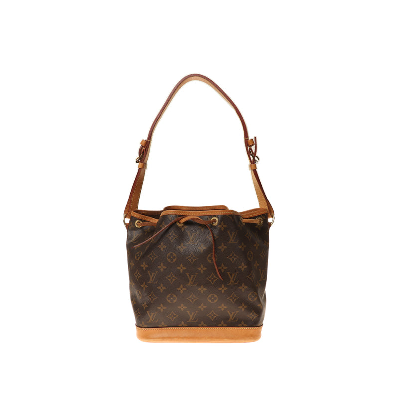 LOUIS VUITTON NéoNoé Monogram Canvas Bucket Bag Price TTC: 1600$ Condition:  Excellent #garageluxefashion #preowned